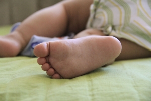baby-feet-1439528-m.jpg