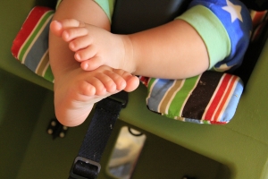 baby-feet-1439529-m.jpg